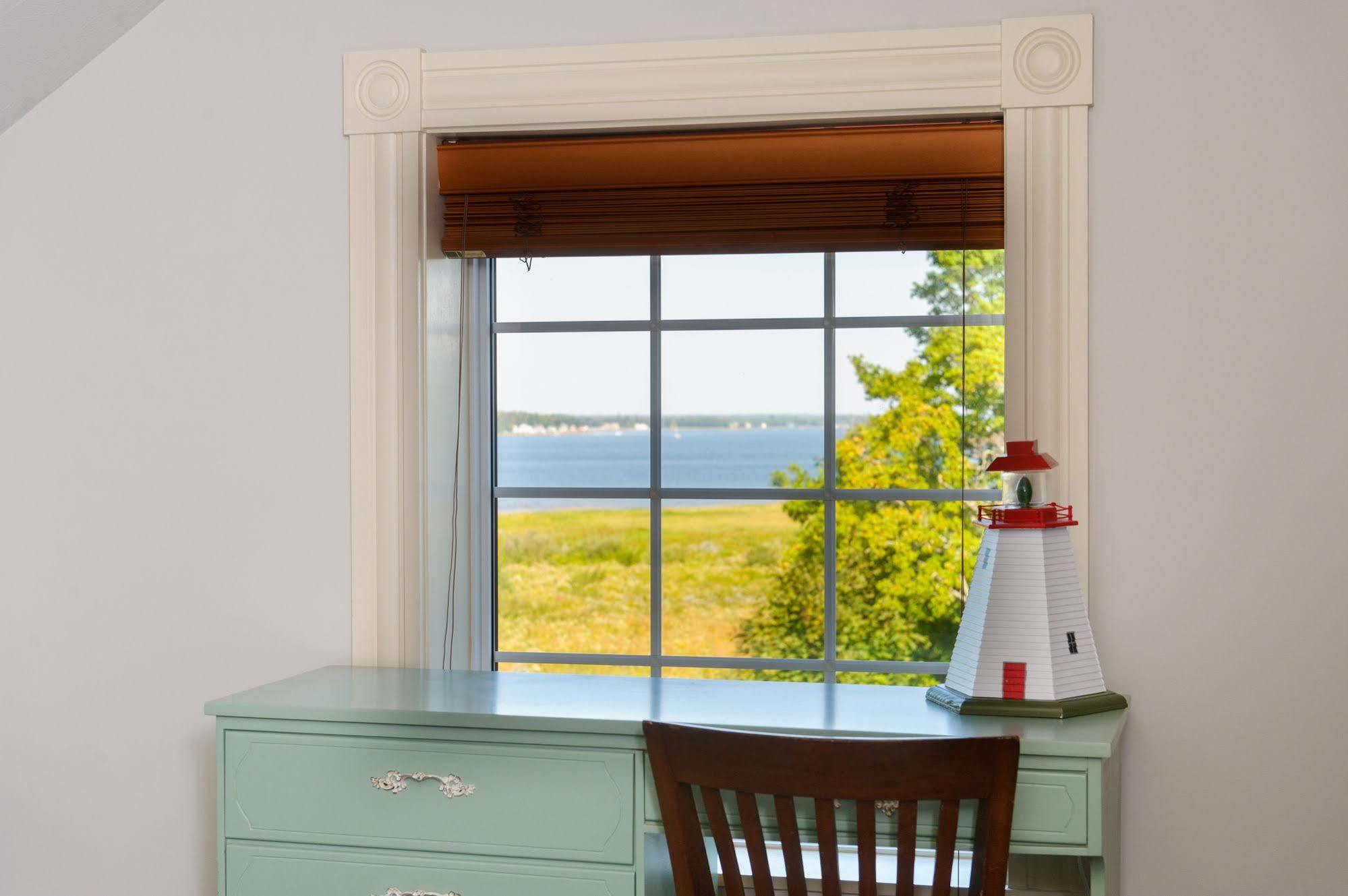 Auberge Gabriele Inn Shediac Bagian luar foto