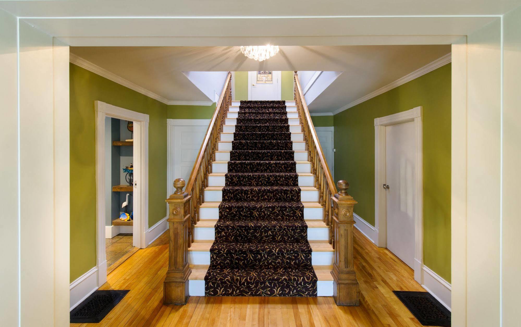Auberge Gabriele Inn Shediac Bagian luar foto